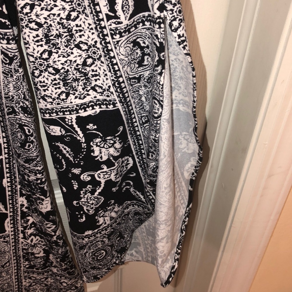 Dress - Picture 3 of 5
